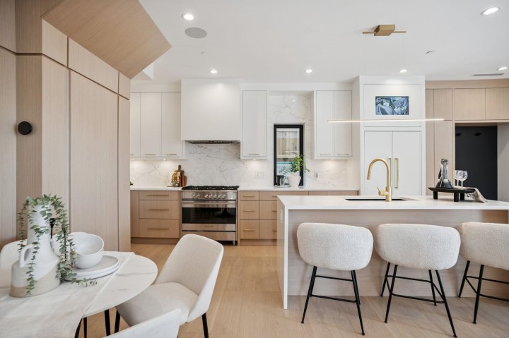 Photo 12 at 2307 E 3rd Avenue, Grandview Woodland, Vancouver East