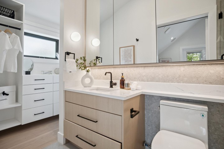 Photo 26 at 2307 E 3rd Avenue, Grandview Woodland, Vancouver East