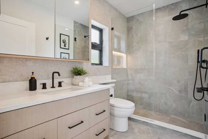 Photo 21 at 2307 E 3rd Avenue, Grandview Woodland, Vancouver East