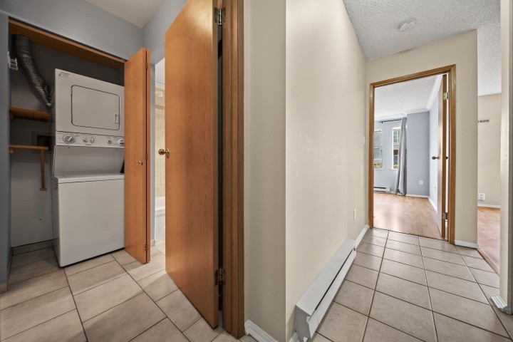 Photo 16 at 202 - 1845 W 7th Avenue, Kitsilano, Vancouver West