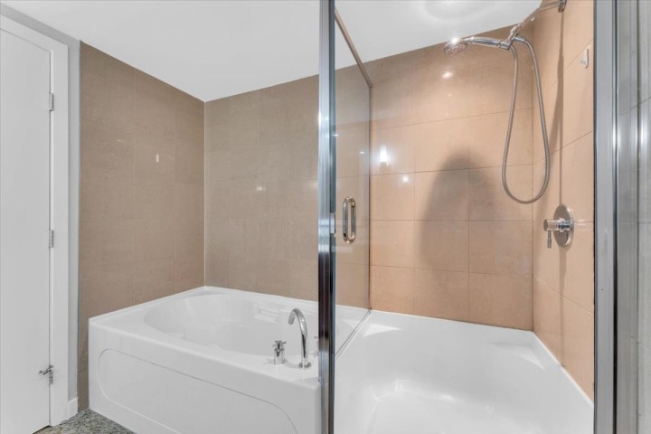 Photo 15 at 705 - 583 Beach Crescent, Yaletown, Vancouver West