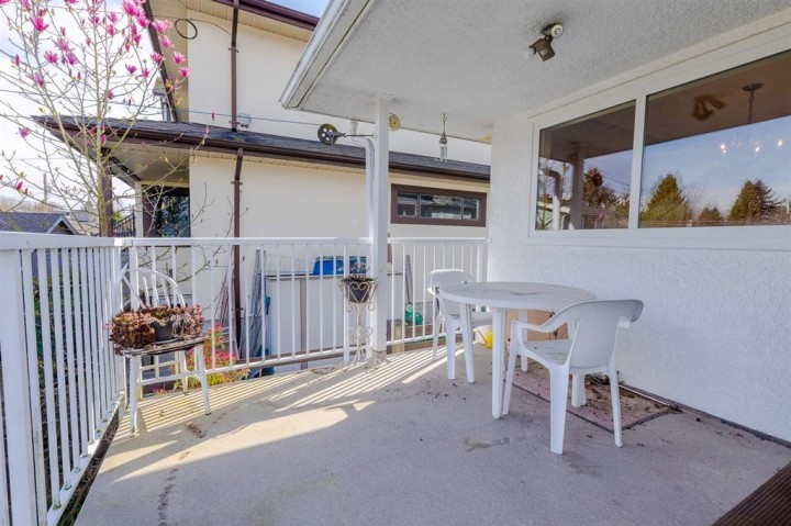 Photo 17 at 5482 Rhodes Street, Collingwood VE, Vancouver East