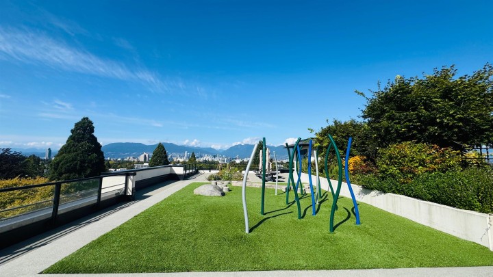 Photo 15 at 303 - 4408 Cambie Street, Cambie, Vancouver West