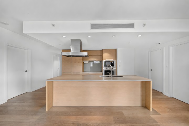 Photo 6 at 502 - 5782 Berton Avenue, University VW, Vancouver West