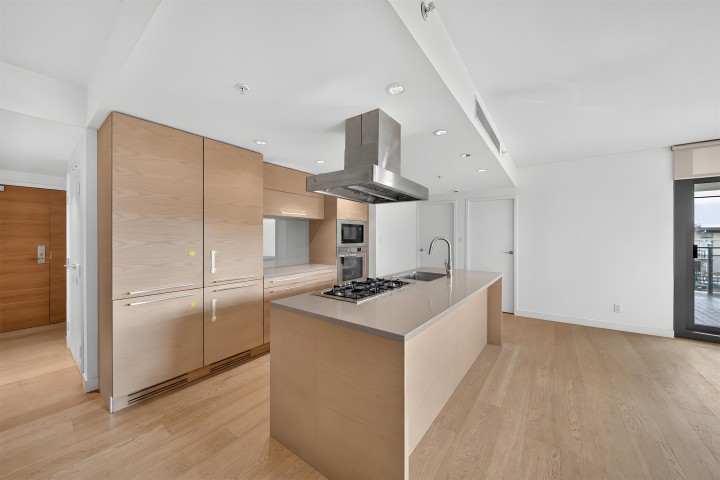Photo 5 at 502 - 5782 Berton Avenue, University VW, Vancouver West