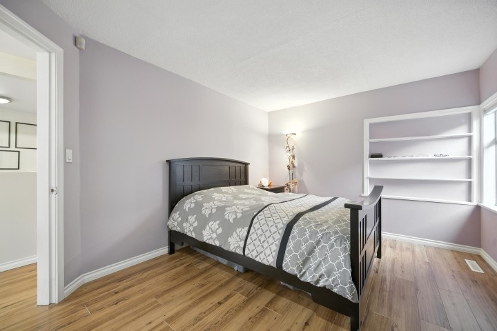 Photo 17 at 966 E 64th Avenue, South Vancouver, Vancouver East