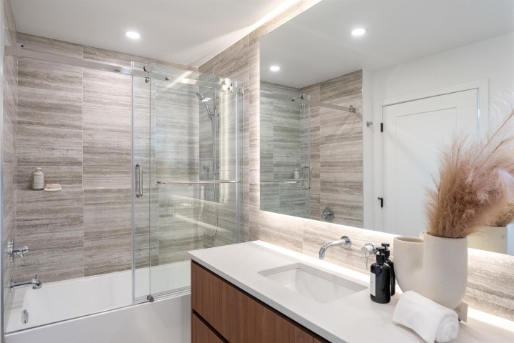 Photo 18 at 3 - 950 W 57th Avenue, South Cambie, Vancouver West