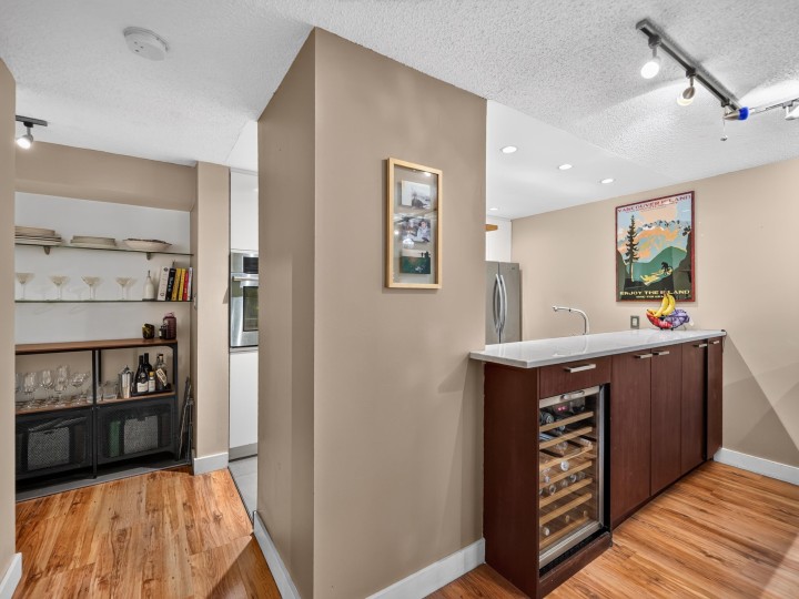 Photo 8 at 202 - 936 Bute Street, West End VW, Vancouver West