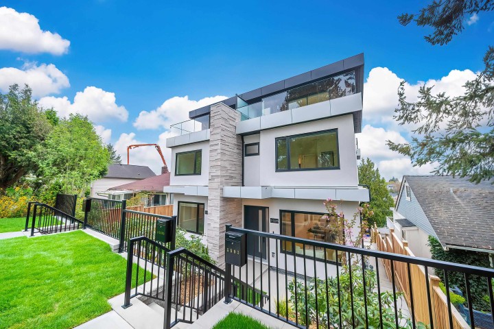 Photo 2 at 1 - 5595 Fleming Street, Knight, Vancouver East