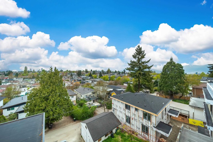 Photo 32 at 1 - 5595 Fleming Street, Knight, Vancouver East