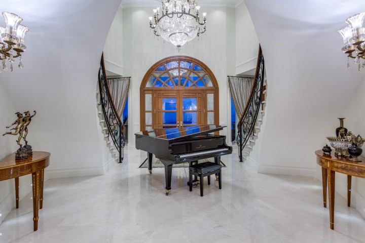 Photo 10 at 1175 Eyremount Drive, British Properties, West Vancouver