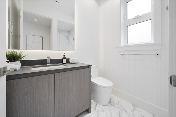 Photo 11 at 1 - 1958 W 60th Avenue, S.W. Marine, Vancouver West