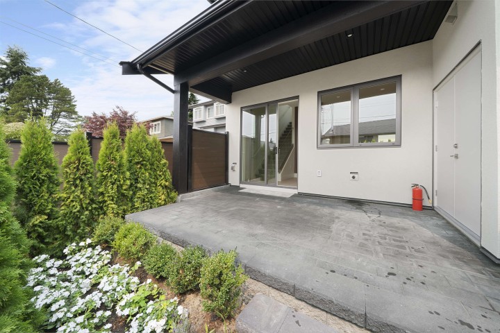 Photo 13 at 2 - 1956 W 60th Avenue, S.W. Marine, Vancouver West
