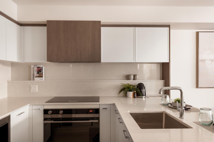 Photo 4 at 101 - 378 W 45th Avenue, Oakridge VW, Vancouver West