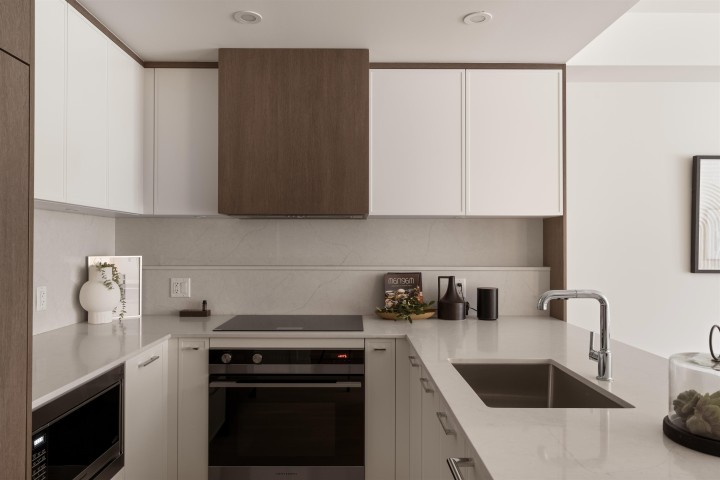 Photo 4 at 207 - 378 W 45th Avenue, Oakridge VW, Vancouver West