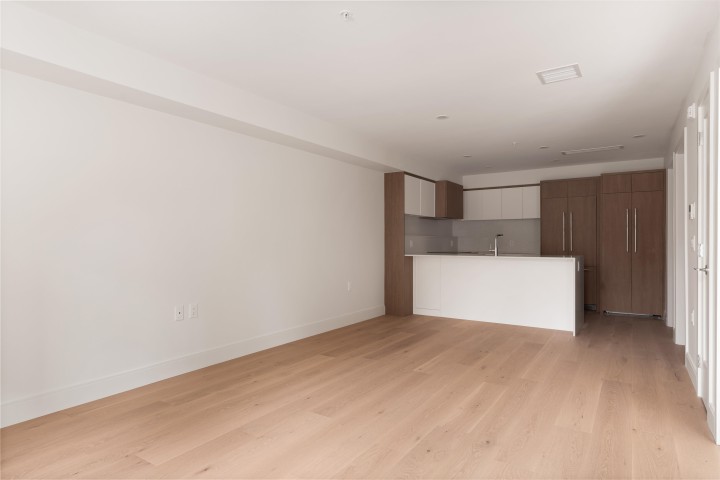 Photo 8 at 152 - 408 W 45th Avenue, Oakridge VW, Vancouver West