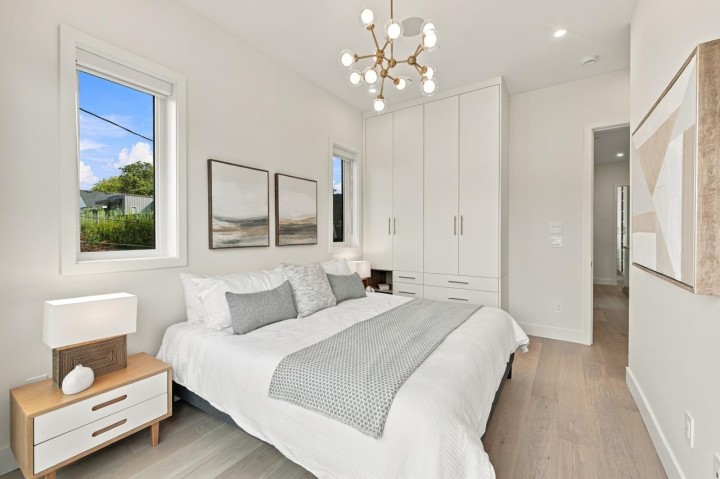 Photo 16 at 2 - 2509 Kitchener Street, Renfrew VE, Vancouver East