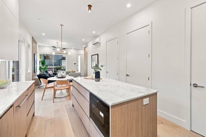 Photo 11 at 2 - 2509 Kitchener Street, Renfrew VE, Vancouver East