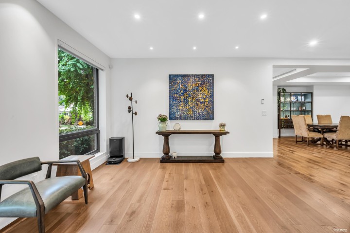 Photo 3 at 1112 W 38th Avenue, Shaughnessy, Vancouver West
