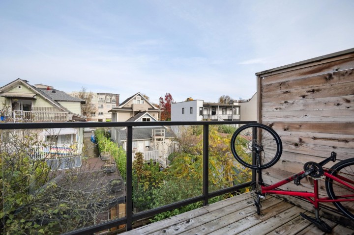 Photo 23 at 13 - 531 E 16th Avenue, Mount Pleasant VE, Vancouver East