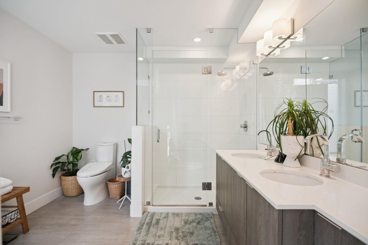 Photo 21 at 13 - 531 E 16th Avenue, Mount Pleasant VE, Vancouver East
