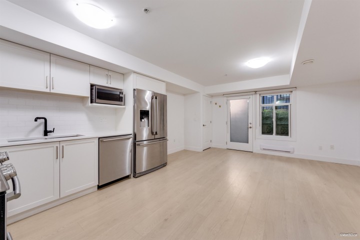 Photo 24 at 5835 Wales Street, Killarney VE, Vancouver East