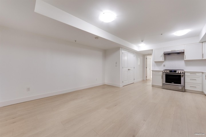 Photo 30 at 5835 Wales Street, Killarney VE, Vancouver East