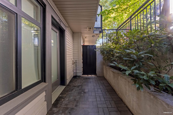 Photo 34 at 5835 Wales Street, Killarney VE, Vancouver East