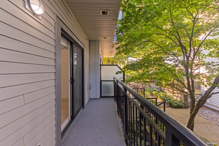 Photo 15 at 5835 Wales Street, Killarney VE, Vancouver East