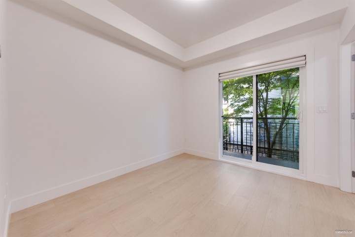 Photo 11 at 5835 Wales Street, Killarney VE, Vancouver East