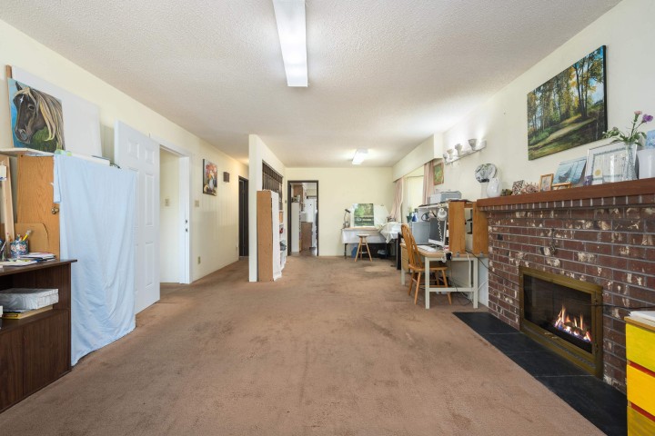 Photo 13 at 1594 W 68th Avenue, S.W. Marine, Vancouver West