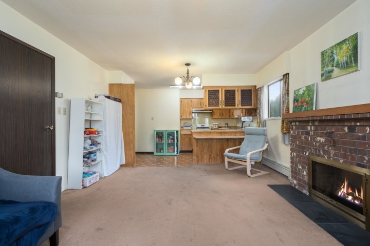 Photo 7 at 1594 W 68th Avenue, S.W. Marine, Vancouver West