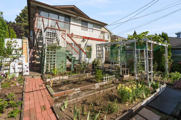 Photo 33 at 1594 W 68th Avenue, S.W. Marine, Vancouver West
