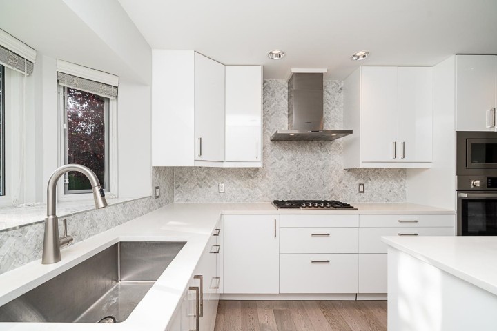 Photo 11 at 2308 W 14th Avenue, Kitsilano, Vancouver West