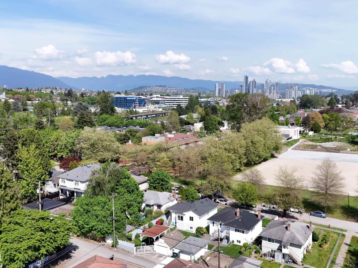 Photo 28 at 3157 Penticton Street, Renfrew Heights, Vancouver East