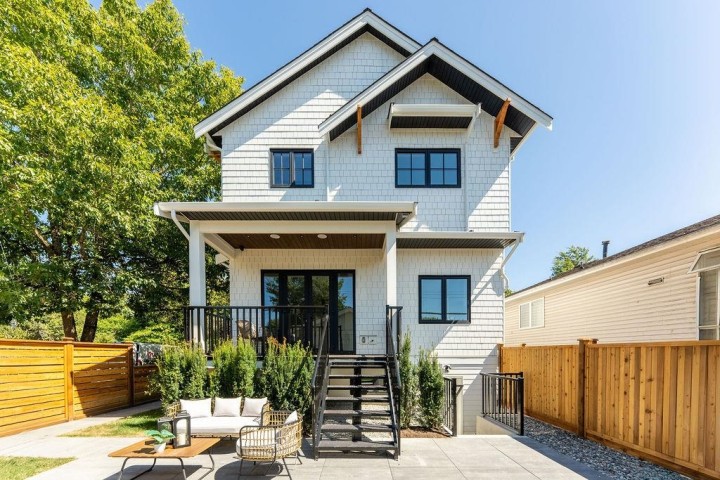 Photo 1 at 2598 E 16th Avenue, Renfrew Heights, Vancouver East