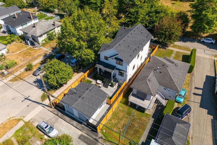 Photo 33 at 2598 E 16th Avenue, Renfrew Heights, Vancouver East