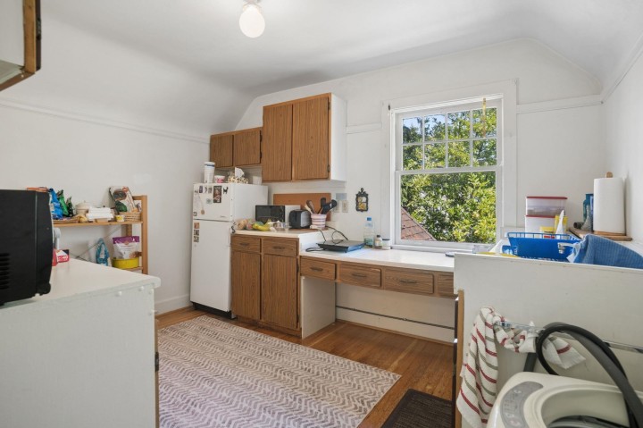Photo 16 at 1844 Acadia Road, University VW, Vancouver West