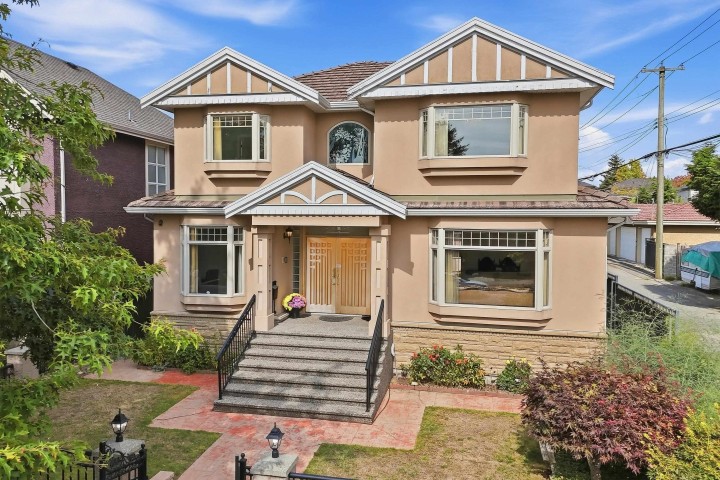 Photo 1 at 2763 E 53rd Avenue, Killarney VE, Vancouver East