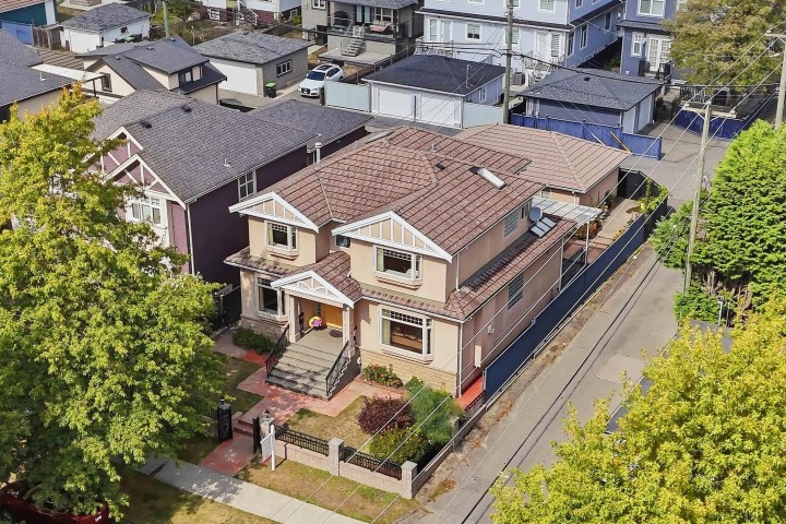 Photo 37 at 2763 E 53rd Avenue, Killarney VE, Vancouver East