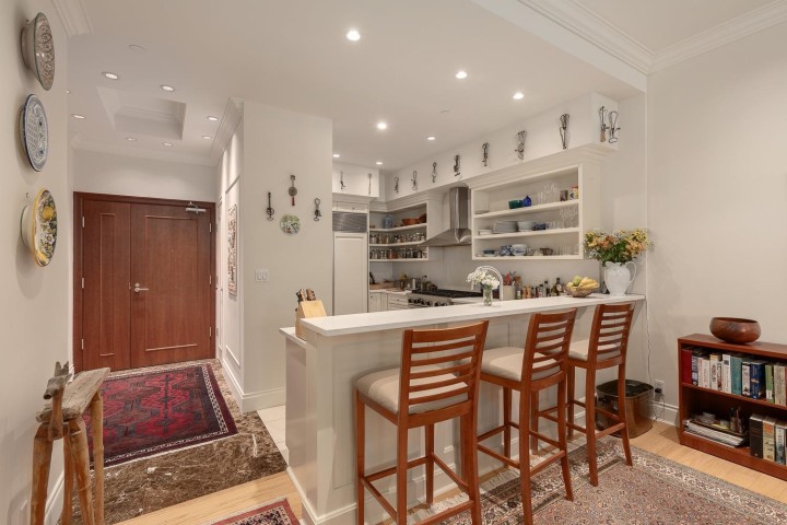 Photo 5 at 101 - 426 Beach Crescent, Yaletown, Vancouver West