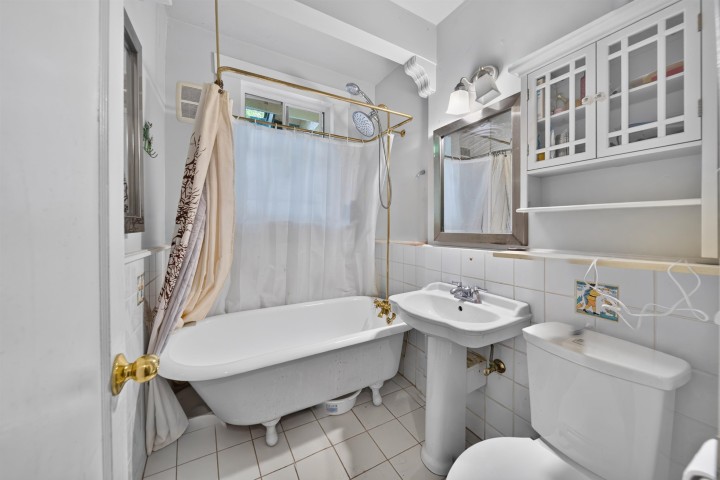Photo 27 at 3519 W 14th Avenue, Kitsilano, Vancouver West