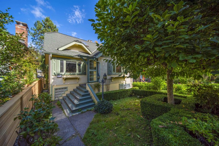 Photo 2 at 3519 W 14th Avenue, Kitsilano, Vancouver West