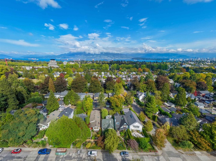 Photo 32 at 3519 W 14th Avenue, Kitsilano, Vancouver West