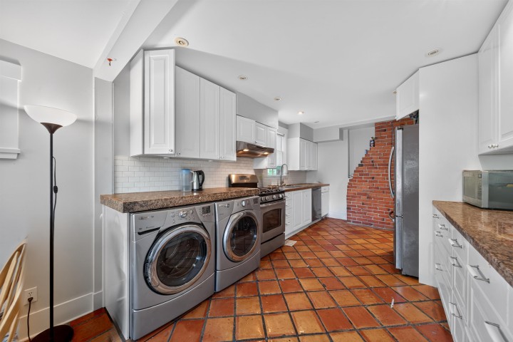 Photo 15 at 3519 W 14th Avenue, Kitsilano, Vancouver West