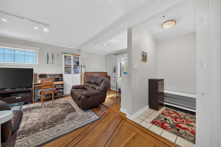 Photo 11 at 3519 W 14th Avenue, Kitsilano, Vancouver West