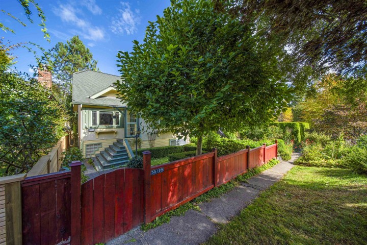 Photo 4 at 3519 W 14th Avenue, Kitsilano, Vancouver West