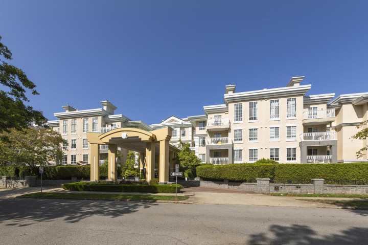 Photo 21 at 109 - 5835 Hampton Place, University VW, Vancouver West