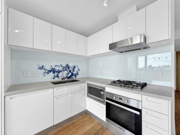 Photo 13 at 1608 - 188 Keefer Street, Downtown VE, Vancouver East