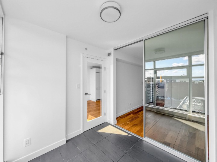 Photo 11 at 1608 - 188 Keefer Street, Downtown VE, Vancouver East